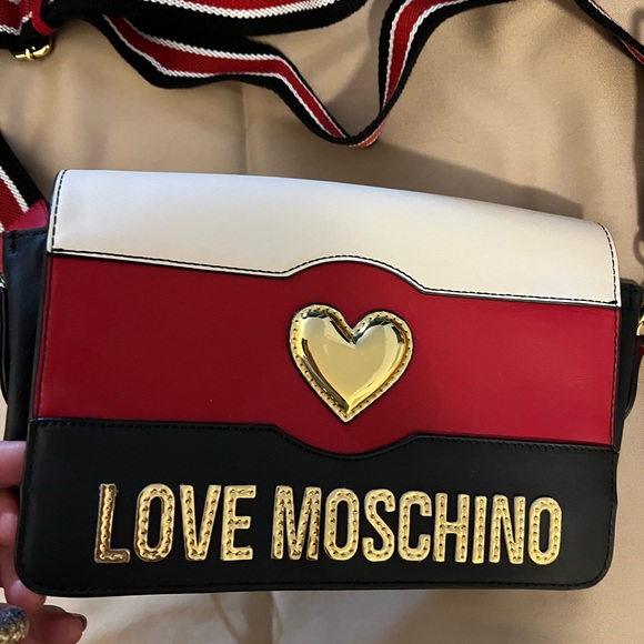 Brand new Love Moschino bag - Picture 3 of 9